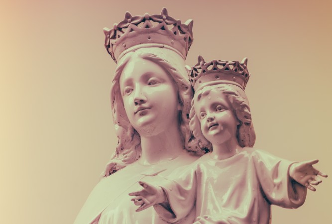 Eine klassische Vorlage für Erzählfiguren ist die helige Maria. (#2)